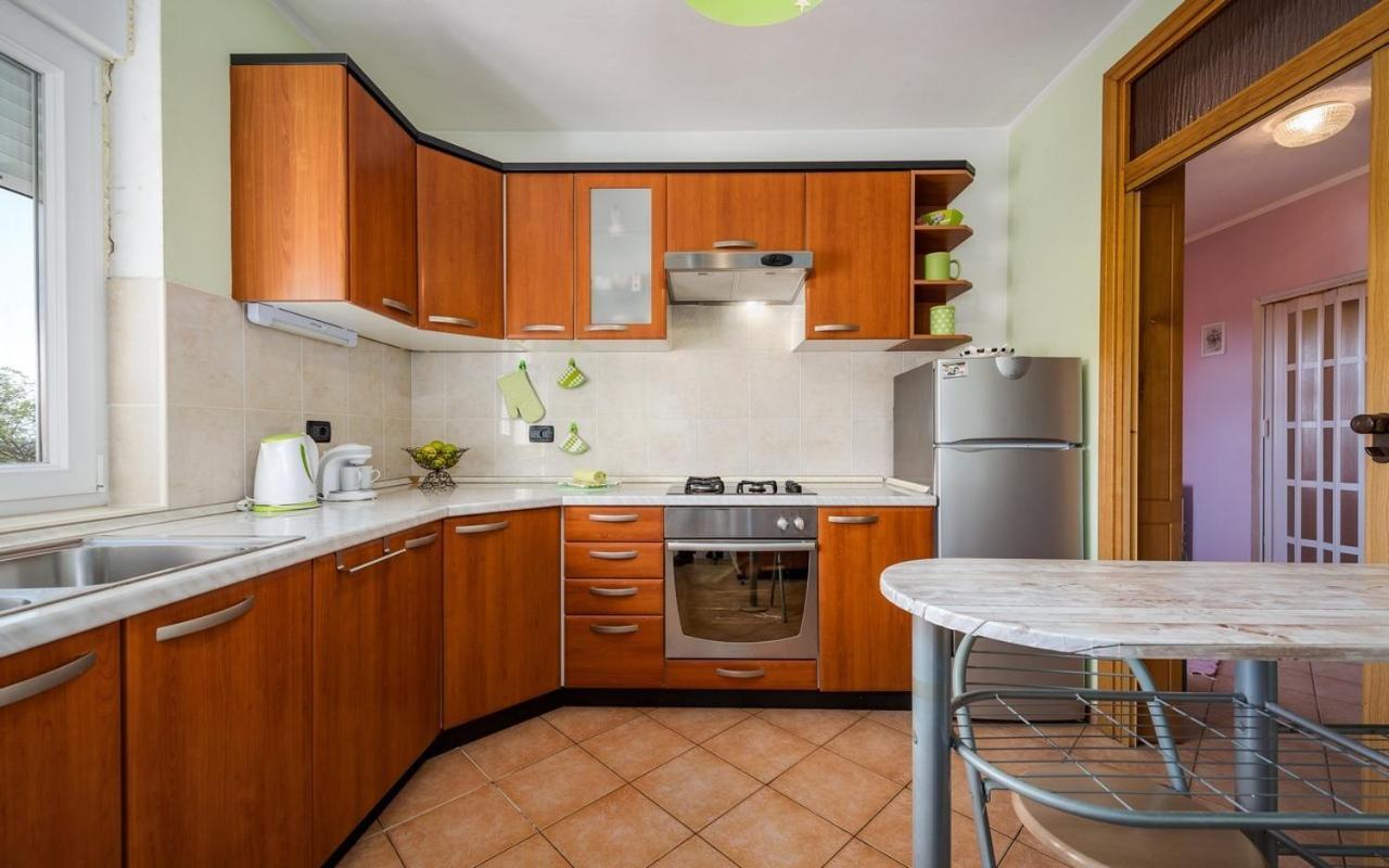 Iva House With Apartment Umag Exterior photo