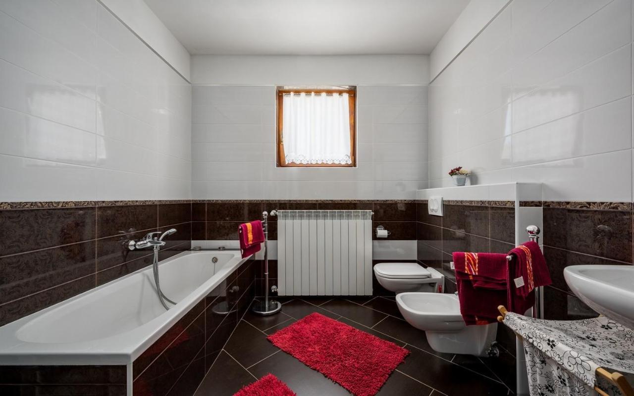 Iva House With Apartment Umag Exterior photo
