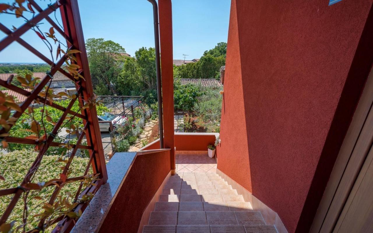 Iva House With Apartment Umag Exterior photo